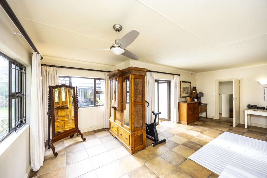4 Bedroom Property for Sale in Nahoon Beach Eastern Cape